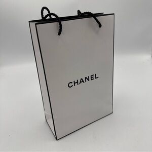 chanel shopping bag small